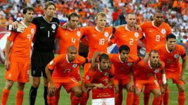 Nizozemci porazili i Japonsko 1:0 a mají blízko k postupu 