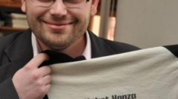 Volební manažer TOP 09: Kokoti, trička budou