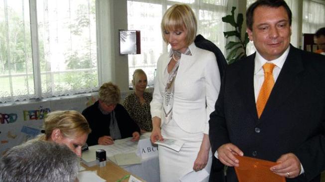Paroubek prý mizí z politiky. Míří do byznysu