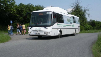 Zelené autobusy na Šumavě přepravily už 1,7 milionu turistů 