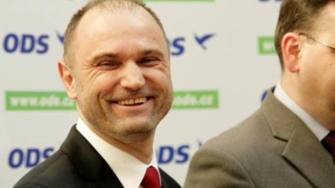 Langer ve sněmovně končí. Bude z něho učitel