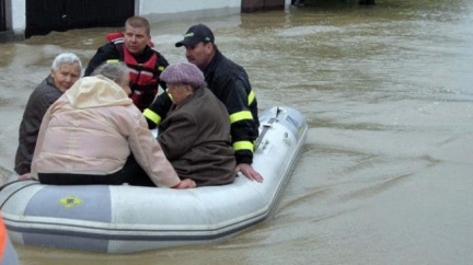 Vláda schválila povodňové dluhopisy za tři miliardy