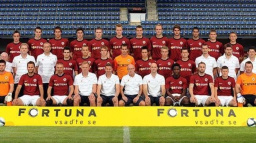 Sparta doklopýtala k titulu ve vyrovnané lize ovlivněné skandály 