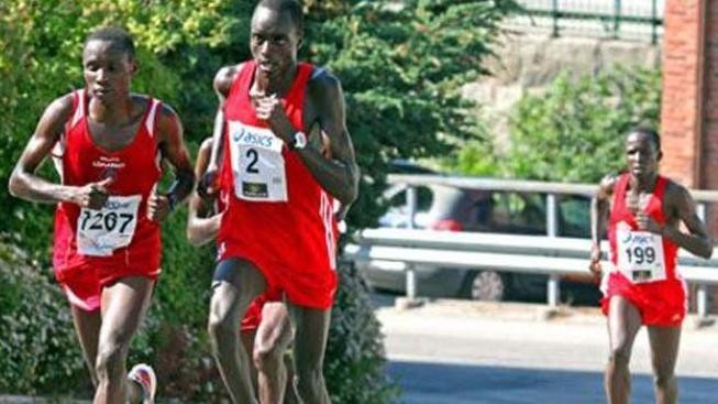 Pražský maraton vyhrál Keňan Kiptanui v traťovém rekordu 2:05:39 