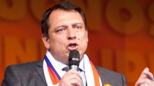 Na mítincích jsou lidé ohrožováni na životech, děsí se Urban