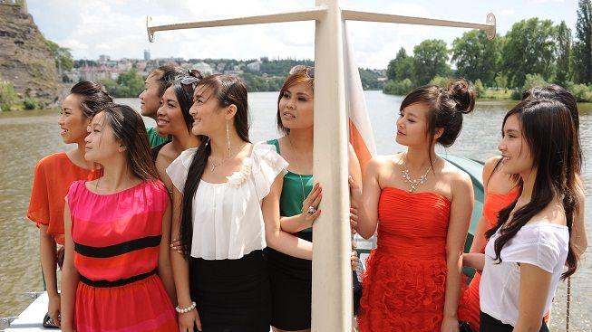 Finalistky Miss Vietnam mají za sebou přípravný týden na finálový večer