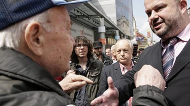 Pecina vysvětloval politiku ČSSD