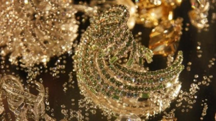 V New Yorku se dražily vladařské šperky 