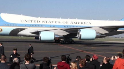 Obamova schůze s Klausem skončila, americký prezident odletěl dřív