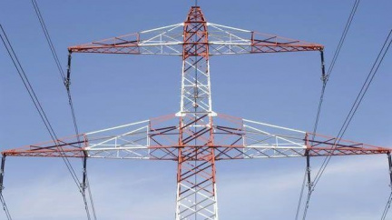 Devítiletý chlapec vylezl na trafostanici. Nyní je s popáleninami v péči lékařů