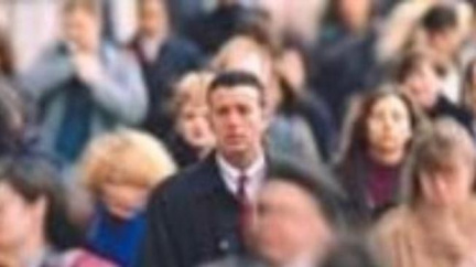 CVVM: Klesla důvěra ve vládu i v politiku jako celek