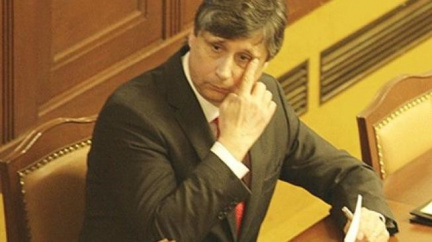 Sněmovna možná už zítra rozhodne o zdanění benefitů