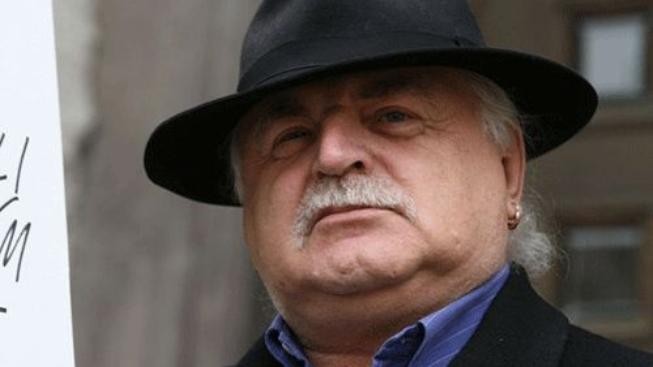 Knížák: Nedám se jen tak, budu bojovat