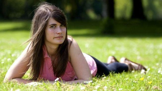 Emma (20) s obřím nádorem na mozku: Před smrtí mě zachránila horská dráha