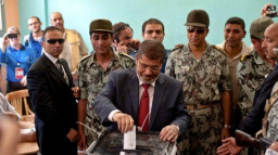 Prezidentské volby v Egyptě vyhrál islamista Mursí