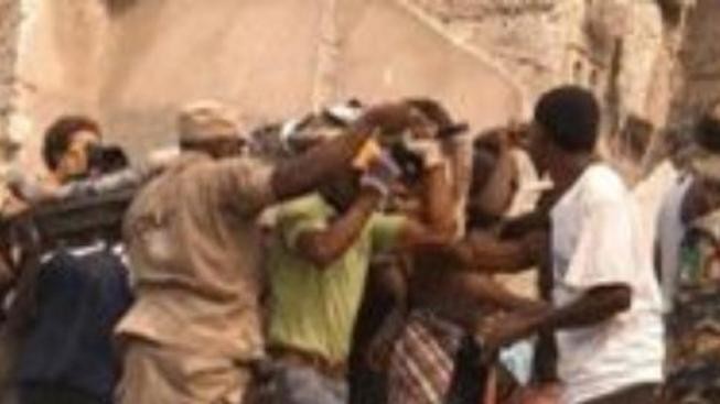 Chirurg po návratu z Haiti: Utrpení a zlo větší než válka