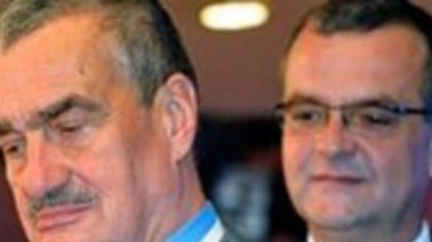 CVVM: Nejdůvěryhodnější je nadále Schwarzenberg