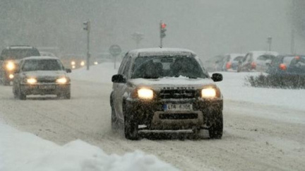 V Česku znovu nasněží, hrozí závěje a na horách kalamita