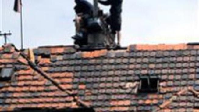 Soud potrestal squattery podmínkou a prospěšnými pracemi