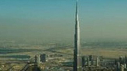 V Dubaji otevřeli nejvyšší mrakodrap světa, měří přes 800 metrů
