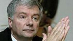 Vláda dá návrh na zrušení sedmi stran, problém mají i Sládkovci