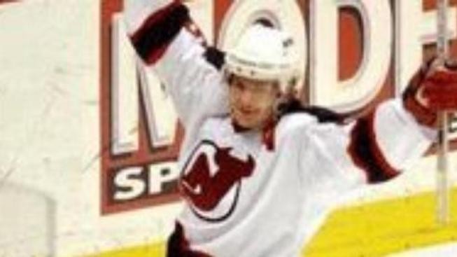 Eliáš se stal třetím nejproduktivnějším Čechem v historii NHL