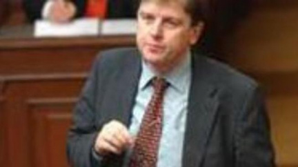 Učitelé dorazí do sněmovny, chtějí miliardy na platy