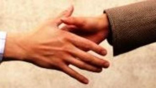 Zahraniční obchod si vede lépe, více vyvezeme než dovezeme