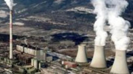 Zástupci Greenpeace protestovali před elektrárnou Prunéřov