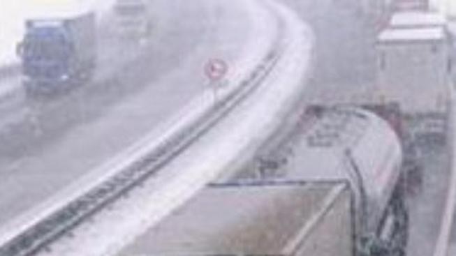 Meteorologové upozornili na nebezpečí námrazy