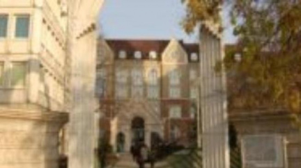 Střelba na univerzitě v Pécsi: Mrtvý a pět zraněných