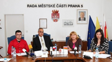 Ředitel mateřské a základní školy byl odvolaný kvůli natáčení porna