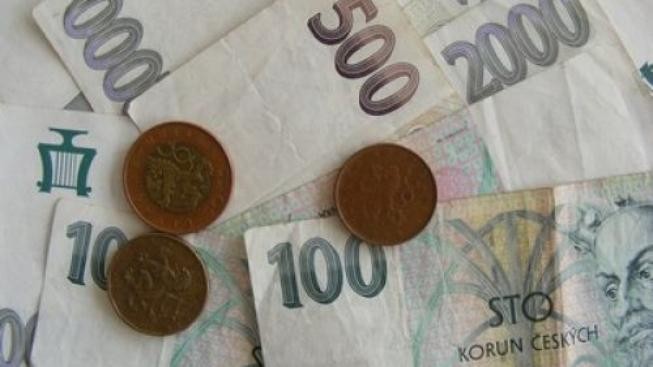 EK: ČR musí snížit schodek rozpočtu pod tři procenta do roku 2013