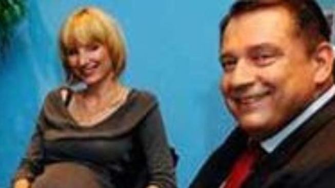 Aha! zaplatil za fotky Paroubkovy dcery, peníze jdou na charitu