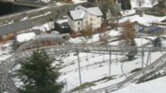 Meteorologové: Listopad bude deštivý, na horách bude sněžit