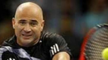 Legendární Agassi přiznal, že bral drogy a podvedl ATP