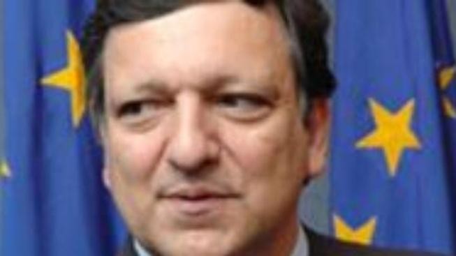 Barroso: Jmenování EK závisí na ratifikaci v ČR