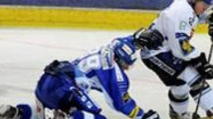 Kometa stále nevyhrála, Litvínov obral o body Spartu