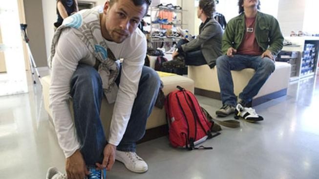 Chinaski práskli do bot