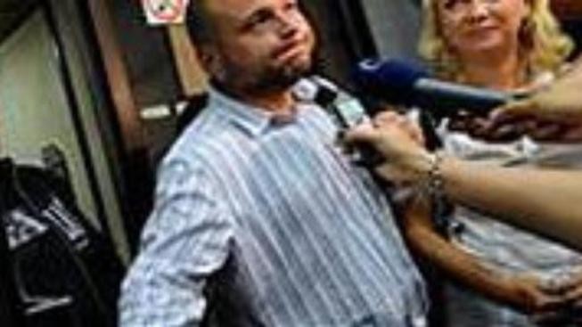Útočník: Objednavatelem může být někdo z Topolánkova týmu
