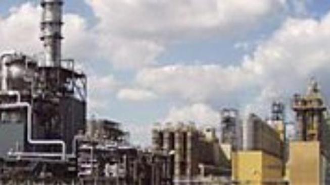 Výbuch v chemičce zranil čtyři lidi