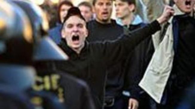 Fanouškovi Baníku hrozí vězení za útok na policistu