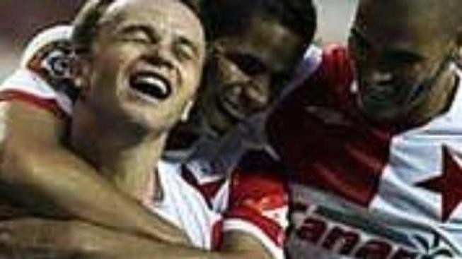 Hattrick Šenkeříka zajistil Slavii první výhru