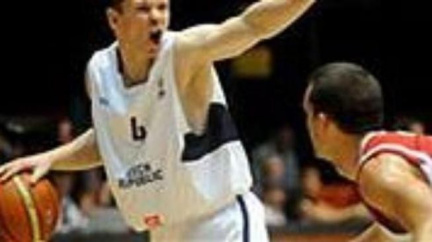 Čeští basketbalisté porazili Maďary, v baráži slaví poprvé