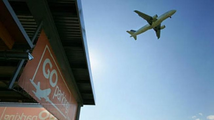 Tip na výhodné, bezpečné a komfortní parkování na letišti