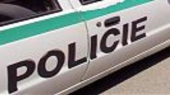 Muž držel dívku jako rukojmí, policie ji osvobodila