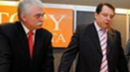 STEM: Paroubkova popularita klesla o 10 procent