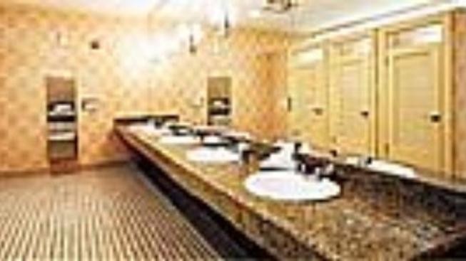 Nejhorší WC v Praze?