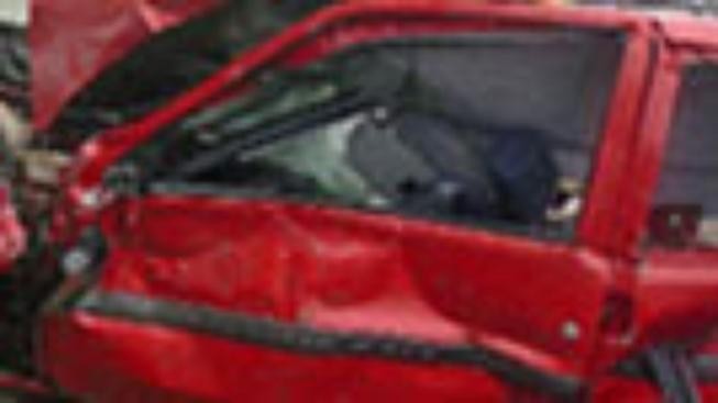 Na dálnici D8 uhořeli při nehodě dva cizinci