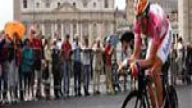 Giro d´Italia vyhrál Rus Meňšov